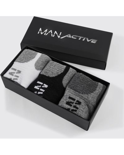 BoohooMAN Active 3 Pack Gift Boxed Sneaker Socks - Black