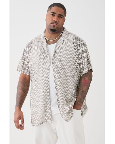 BoohooMAN Plus Short Sleeve Oversized Revere Abstract Open Weave Shirt - White