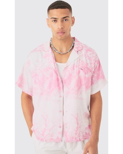 BoohooMAN Boxy Revere Floral Short Sleeve Shirt - Pink