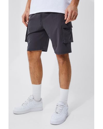 BoohooMAN Tall Cargo-Shorts mit 4-Way Stretch und elastischem Bund - Blau