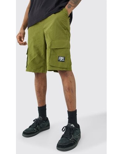 Boohoo Pantalón Corto Tall Cargo Ofcl De Nailon Con Cintura Elástica - Verde