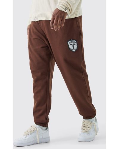 Boohoo Plus Core Team Ofcl Jogger In Chocolate - Brown