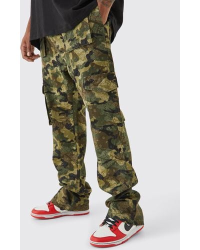 BoohooMAN Plus Slim-Fit Camouflage Cargo-Hose mit Bandana-Print - Grün