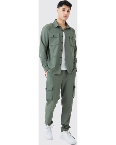 BoohooMAN Lightweight Stretch Utility Shirt And Pants Set - Green