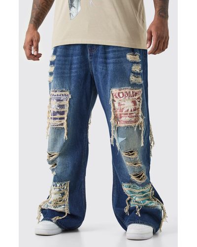 Boohoo Plus Relaxed Rigid Flare Applique Jeans - Azul