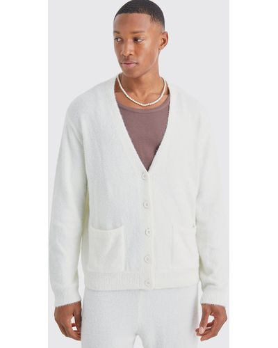 BoohooMAN Kastiger flauschiger Cardigan - Weiß