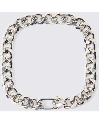 BoohooMAN Chunky Clasp Detail Metal Bracelet In Silver - Blau