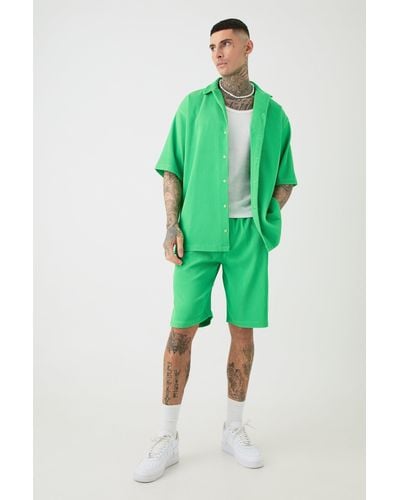 BoohooMAN Tall Oversized Short Sleeve Pleated Shirt & Short In Green - Grün