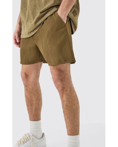 BoohooMAN Elasticated Waist Pleated Drawcord Shorts - Green