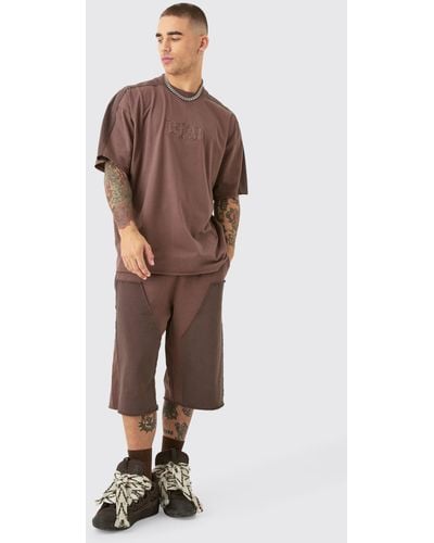 BoohooMAN Oversized Bhm Applique T-shirt & Carpenter Jort Set - Brown