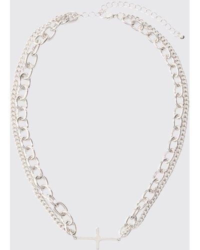 BoohooMAN Cross Pendant Chunky Chain Bracelet In Silver - Weiß