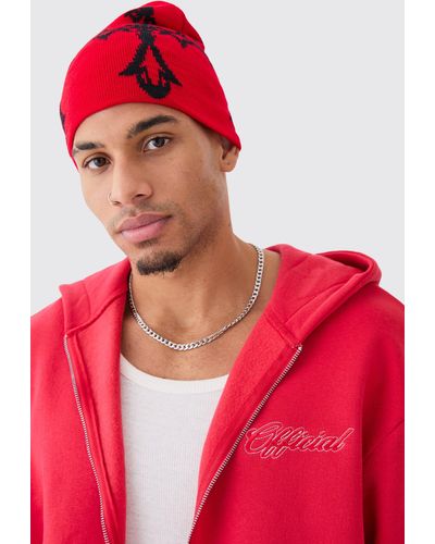 BoohooMAN Gothic Cross Graphic Beanie - Red