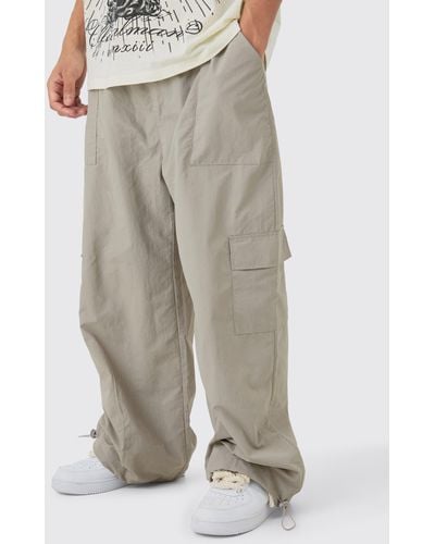 BoohooMAN Elastic Waist Cargo Pocket Parachute Pants - Gray