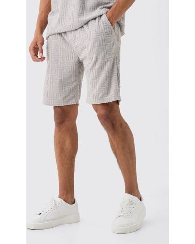 BoohooMAN Loose Fit Geo Towelling Jacquard Shorts - White