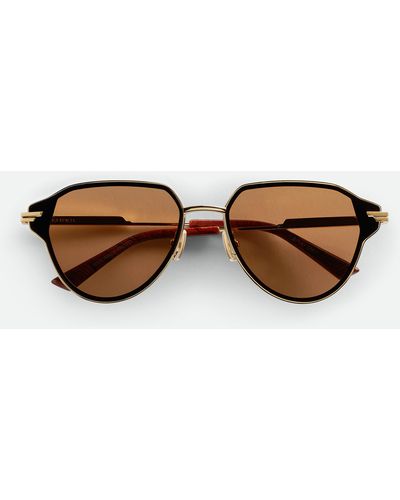 Bottega Veneta® Drop Aviator Sunglasses in Black/yellow. Shop online now.