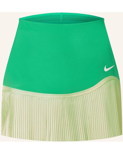 Nike Tennisrock ADVANTAGE - Grün