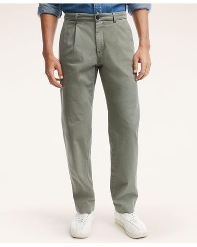 Brooks Brothers Modern Pleated Chino Pants - Gray