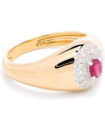 Yvonne Léon 18k Yellow Chevalière Pompadour Diamond And Emerald Signet Ring - Metallic