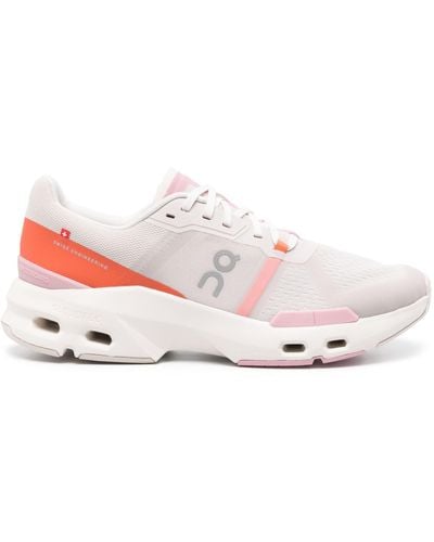 On Shoes Cloudpulse Training Trainers - Pink