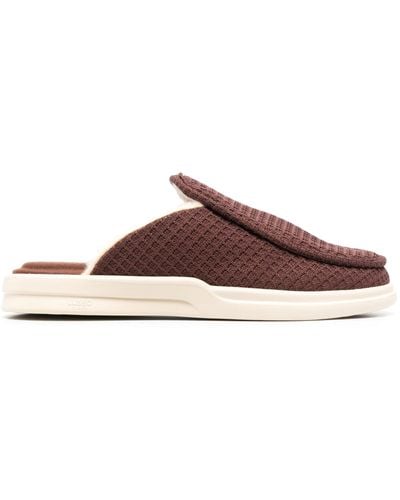 Lusso Esto Waffle Slippers - Brown
