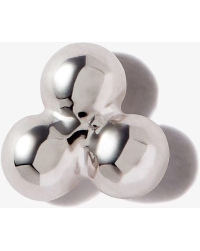 Maria Tash 18k White Three Ball Trinity Earring - Metallic