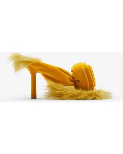 Burberry Shearling Sandals 100 - Yellow