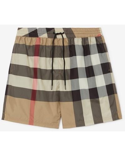 Burberry Schwimmshorts in Check - Natur