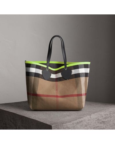 Burberry The Giant Reversible Tote In Canvas Check And Leather - Multicolour