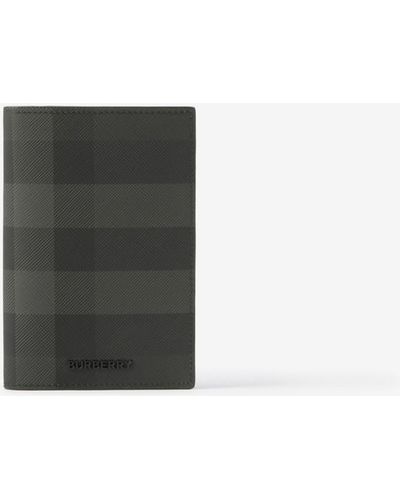 Burberry Étui pour passeport en cuir et Check - Noir