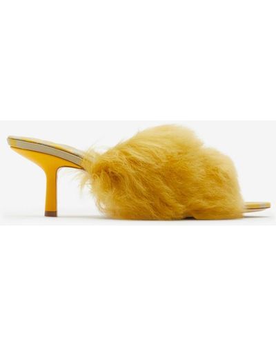 Burberry Shearling Minnie Mules 65 - Yellow