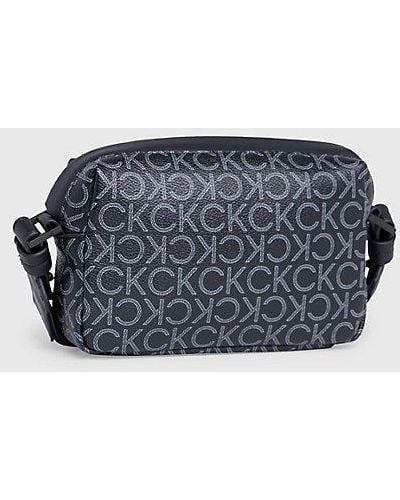 Calvin Klein Crossbody Bag mit Logo - Blau