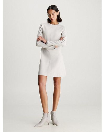 Calvin Klein Vestido corto de crepé y manga larga - Blanco