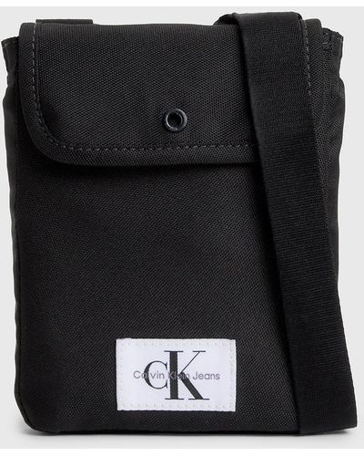 Calvin Klein Porte-téléphone en bandoulière en nylon recyclé - Noir