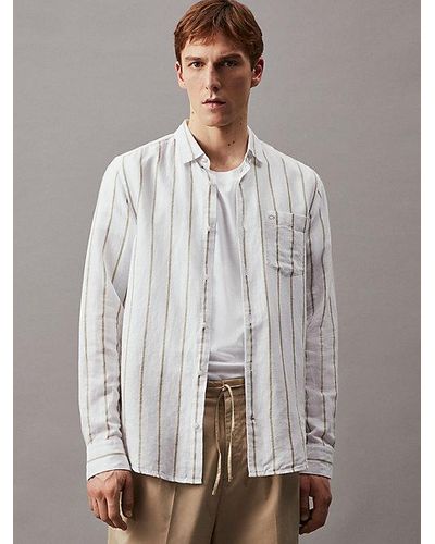 Calvin Klein Gestreiftes Hemd aus Leinen und Baumwolle - Weiß
