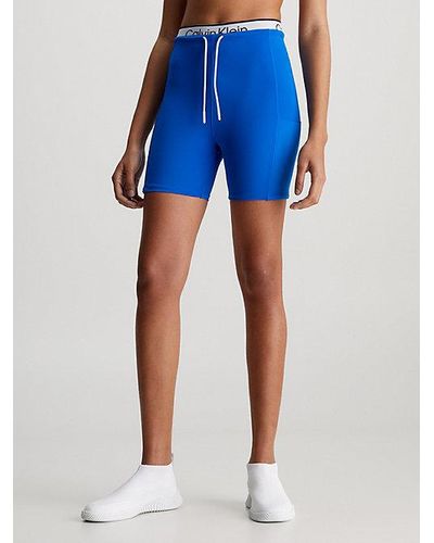 Calvin Klein Enge kurze Sporthose mit doppeltem Bund - Blau