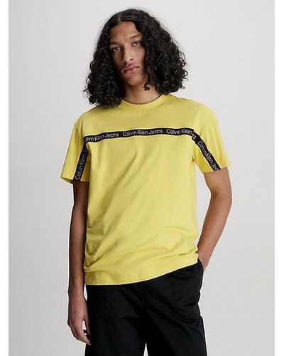 Calvin Klein T-Shirt mit Logo Tape - Gelb