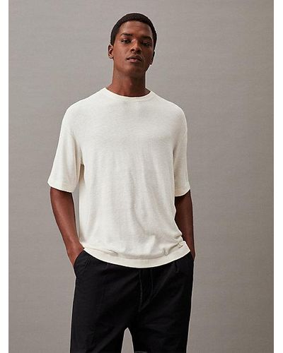 Calvin Klein T-Shirt aus Viskose-Mix im Knitter-Look - Weiß