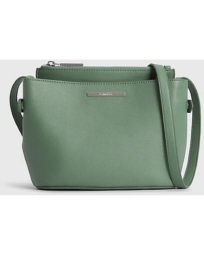 Calvin Klein Crossbody Bag aus Kunstleder - Grün