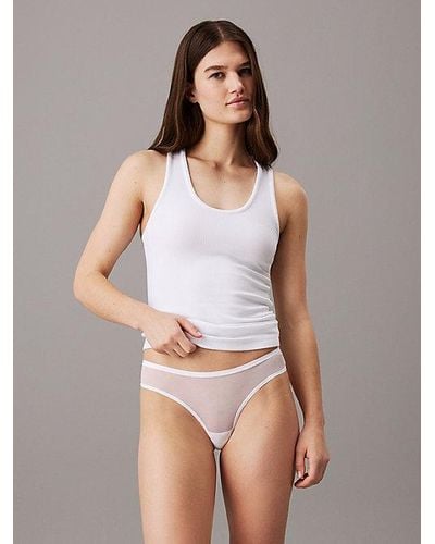 Calvin Klein Brazilian Slips aus transparentem Mesh - Weiß