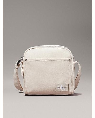 Calvin Klein Crossbody Bag - Grau