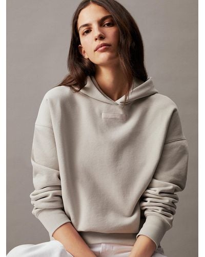 Calvin Klein Sweat-shirt à capuche relaxed en tissu éponge de coton - Gris
