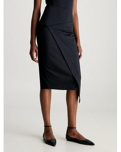 Calvin Klein Falda cruzada midi de punto elástico - Negro