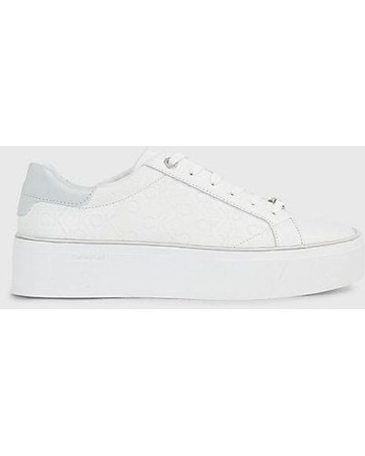 Calvin Klein Zapatillas de plataforma de piel con logo - Blanco