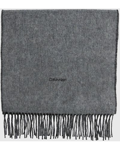 Calvin Klein Écharpe en laine - Gris