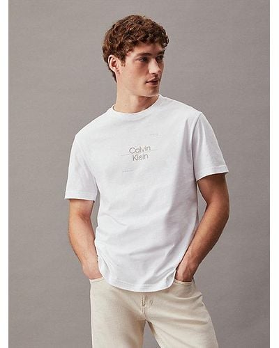 Calvin Klein T-Shirt mit linearer Grafik - Weiß