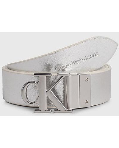 Calvin Klein Cinturón reversible con logo - Gris