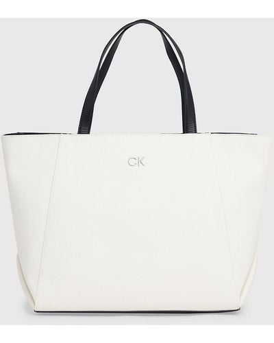 Calvin Klein Grand sac tote pour ordinateur portable en toile - Blanc