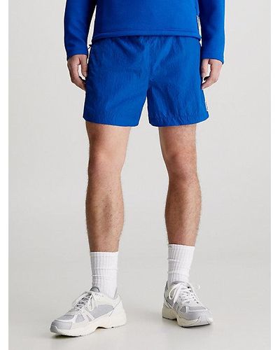 Calvin Klein Kurze Sporthose mit doppeltem Bund - Blau