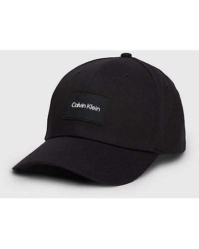 Calvin Klein Gorra de sarga de algodón - Negro