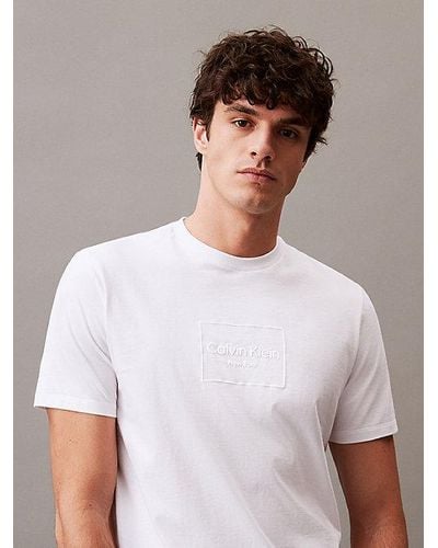 Calvin Klein T-Shirt mit umrandetem Box-Logo - Weiß